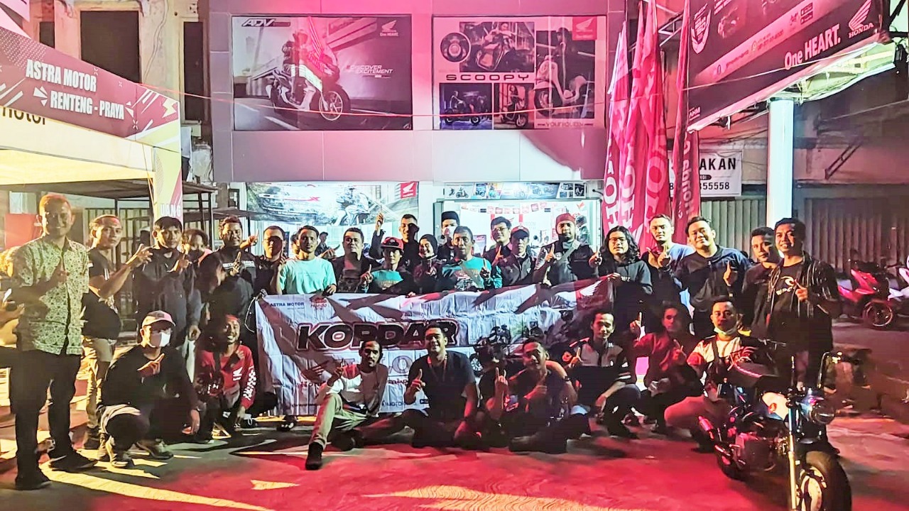 KOMPAK: HALO saat kopdar di Astra Praya, pekan lalu.(HONDA FOR LOMBOK POST)