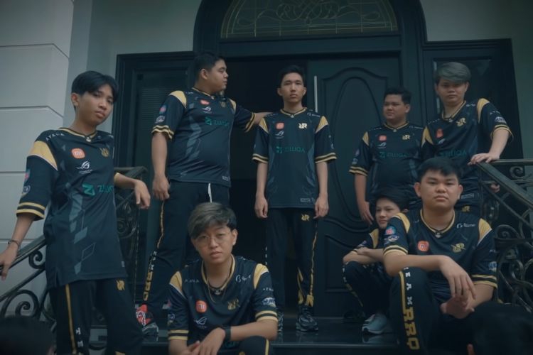 MULAI MENANJAK: Permainan tim RRQ Hoshi mulai menanjak di pekan keempat MPL ID Season 9.(IST/LOMBOK POST)