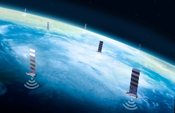 Ilustrasi Starlink, satelit internet berkecepatan tinggi milik Elon Musk yang kini membantu Ukraina. (SpaceX)