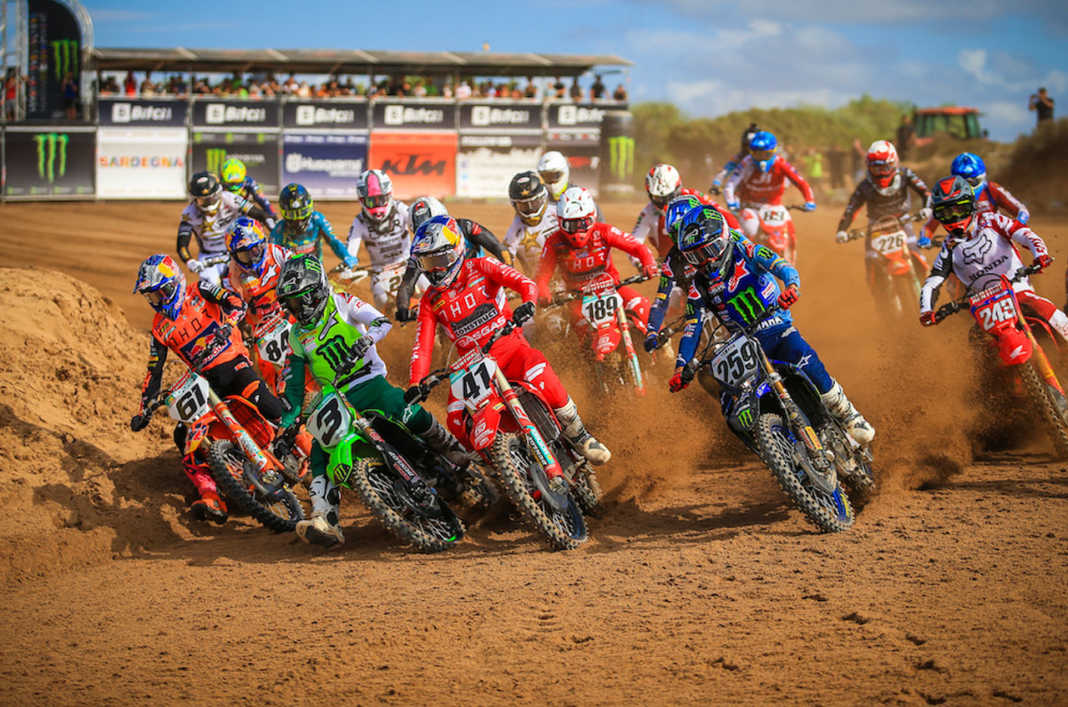 BUKA PELUANG INVESTASI: Para pembalap MXGP 2022 akan menjajal medan balapan pada Juni mendatang. Event balap motor cross grand prix ini diprediksi membuka peluang investasi di Pulau Sumbawa, Provinsi NTB.(IST/LOMBOK POST)