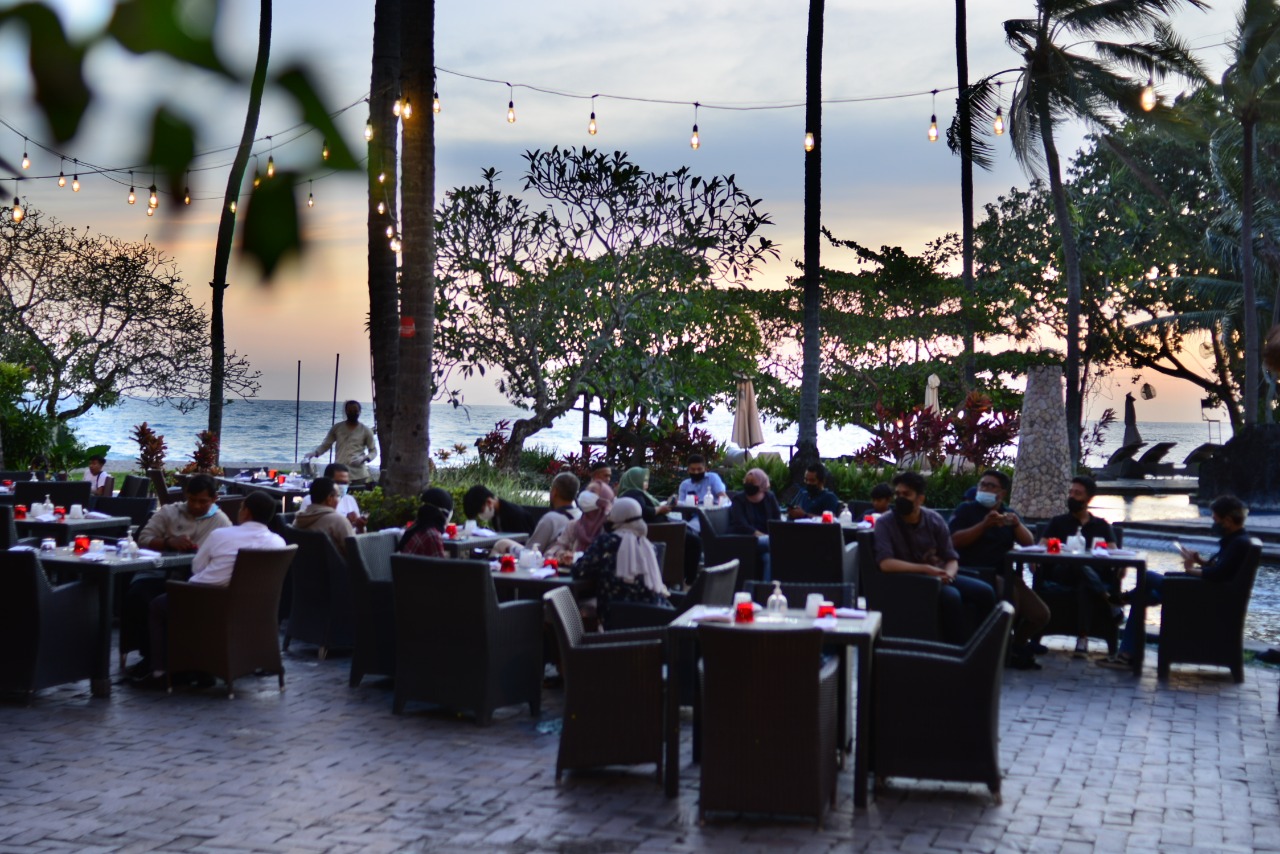 TEMPAT BERBUKA ISTIMEWA: Sheraton Senggigi Beach Resort menyiapkan menu istimewa bagi para tamu yang ingin menikmati hidangan berbuka puasa selama Ramadan.