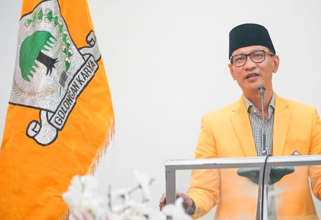 Ketua DPD Golkar NTB H Mohan Roliskana