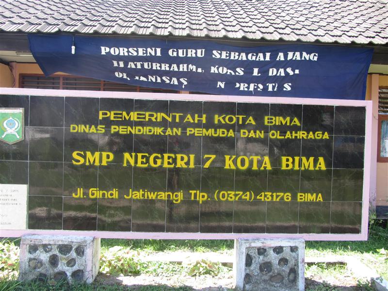 JUMLAH SISWA MENURUN: Siswa baru yang mendaftar di SMPN 7 Kota Bima tidak melampaui target.(KEMENDIKBUD)