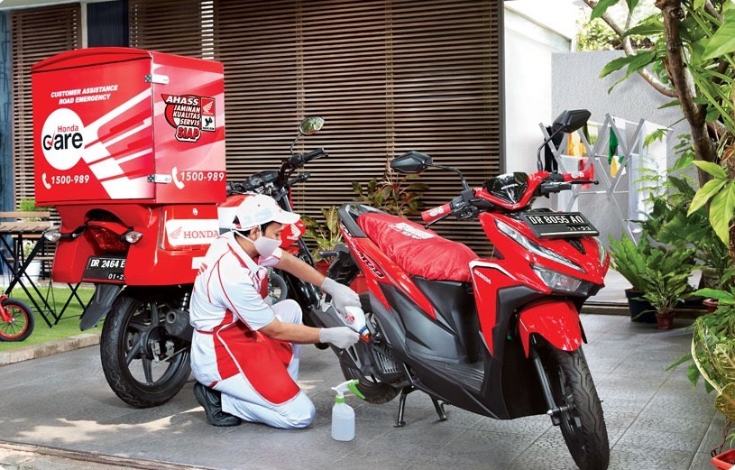PROFESIONAL: Inilah layanan Honda Care yang siap memberikan pelayanan terbaik pada konsumen.(HONDA FOR LOMBOK POST)