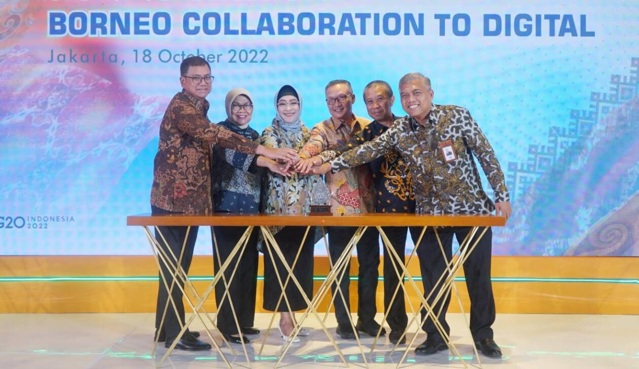 Borneo Collaboration : Penandatanganan MoU dilakukan di Ballroom Menara BNI pejompongan, Jakarta, Selasa (18/10/2022). Dihadiri  Direktur Technology dan Operations BNI Toto Prasetyo,. Direktur Consumer Banking BNI Corina Leyla Karnalies, Wakil Direktur U