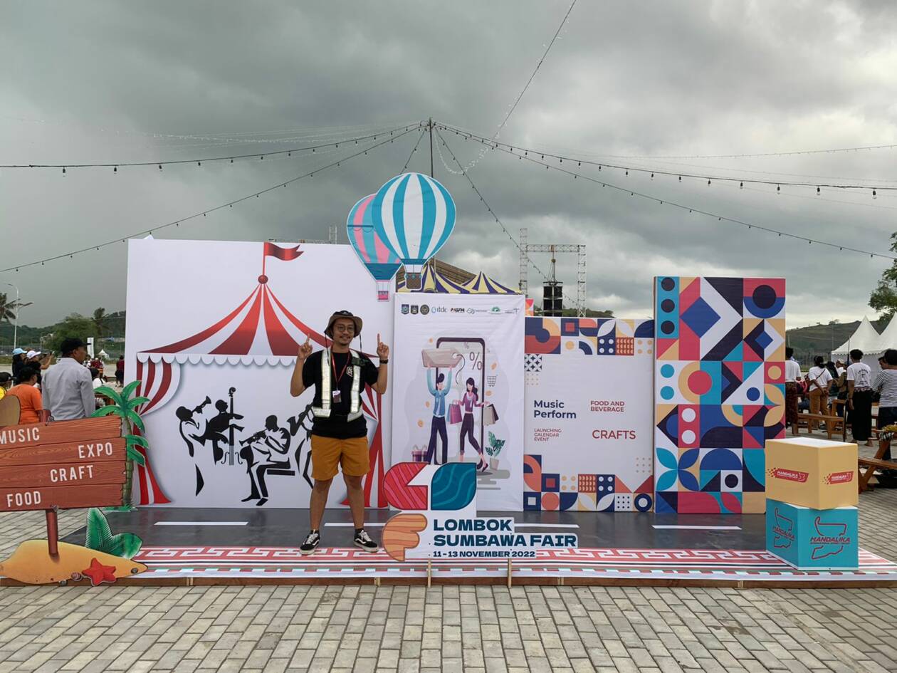 WARNA BARU WSBK: Lombok Sumbawa Fair menjadi pembeda dari gelaran WSBK di Pertamina Mandalika International Street Circuit, akhir pekan ini. (Didit/Lombok Post)