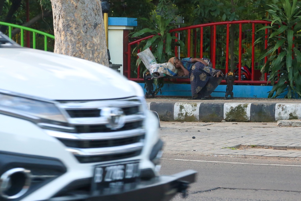 MASYARAKAT MISKIN: Pemprov NTB akan menggunakan satu data untuk menanggulangi kemiskinan. (Ivan/Lombok Post)