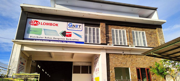 Kantor Baru: GIAS Lombok  berlokasi di Jl. Lingkar Selatan, Jempong Baru, Kec. Sekarbela, Kota Mataram, Nusa Tenggara Barat. 83361. (PT GIAS for Lombok Post)