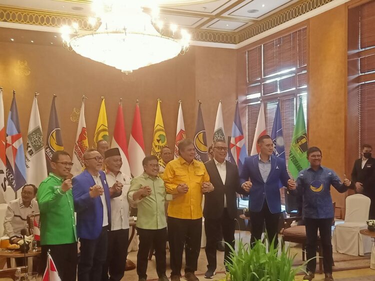 PROPORSIONAL TERTUTUP : Pertemuan delapan elite partai politik menghasilkan pernyataan sikap soal sistem proporsional tertutup dalam pelaksanaan Pemilu 2024. Selain PDIP, delapan partai yang ada di DPR itu bersatu dan bersepakat. (IST/JPG)