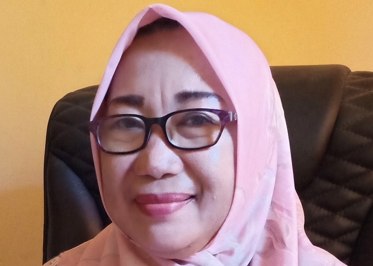 Kepala Disdukcapil Loteng Hj Baiq Anita Nindiana (Dedi/Lombok Post)