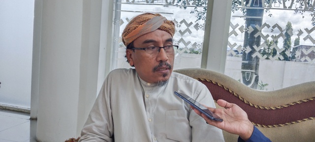 Ketua Komisi I DPRD Loteng Ahmad Supli (Dewi/Lombok Post)
