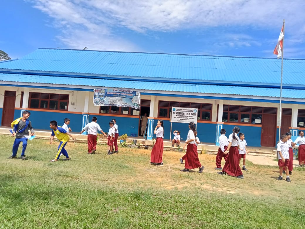Program BRI Peduli Sekolahku kali ini kembali dilakukan di SDN 001 Tulin Onsoi, Nunukan, Kalimantan Utara dengan bantuan yang diberikan berupa renovasi sekolah.