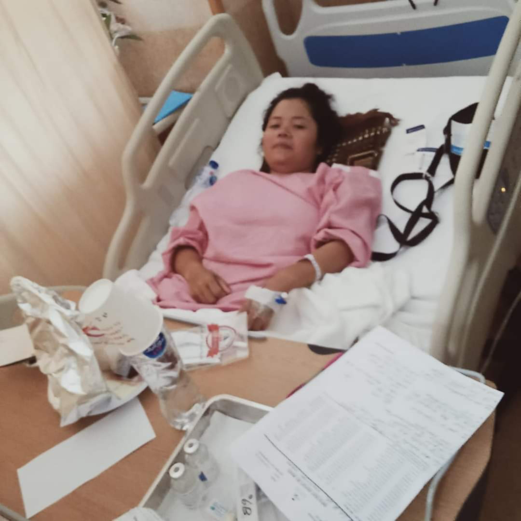 SEDANG DIRAWAT: Mahayuni, PMI nonprosedural asal Desa Genggelang Kecamatan Gangga yang tengah dirawat di RS Al Mustasfa Al Am Andalus Jedah, belum lama ini.(Ist/Lombok Post)