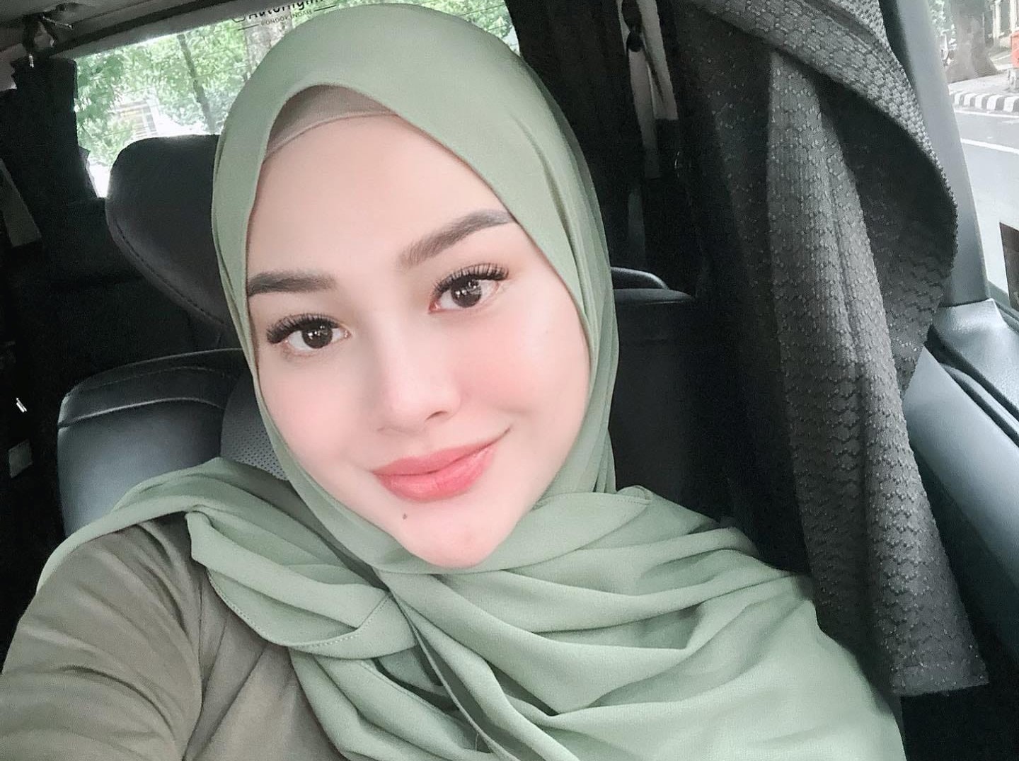 Aurel Hermansyah (Foto : FB Aurelie Hermansyah)