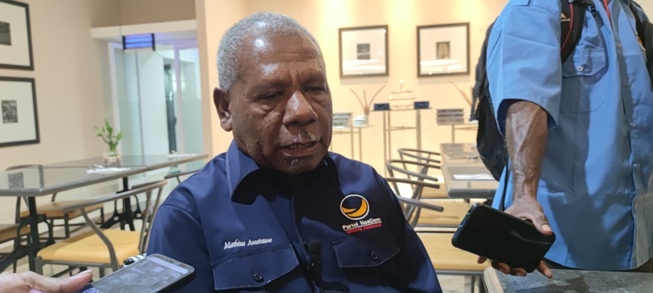 Ketua DPW Partai Nasdem Provinsi Papua, Mathius Awoitauw, SE,M.Si.
