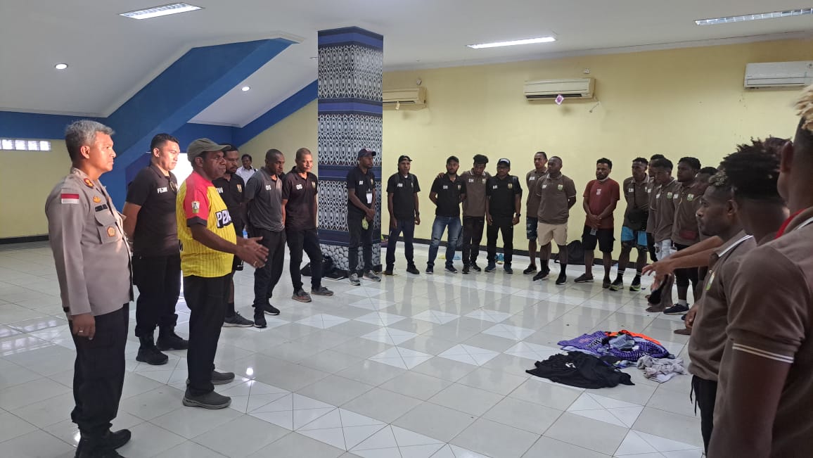 Bupati Piter Apresiasi Perjuangan Persiker