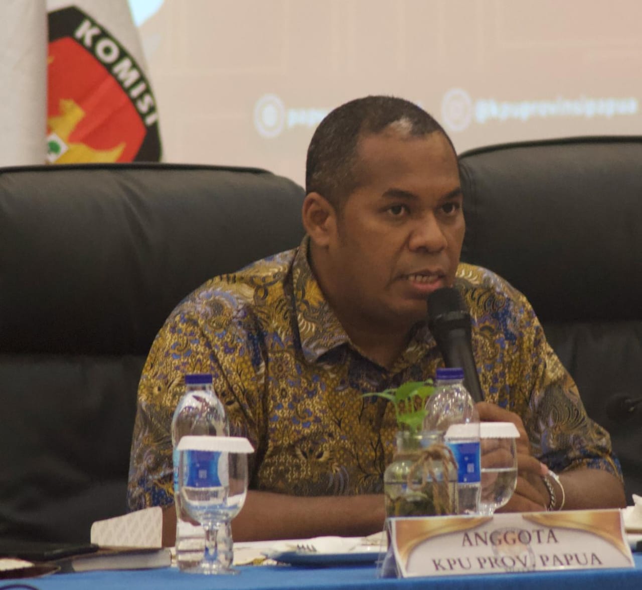 Anggota KPU Provinsi Papua Divisi Teknis Penyelenggaraan, Yohannes Fajar Irianto Kambon.