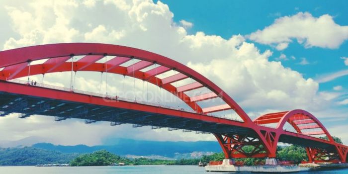 Jembatan Youtefa Kota Jayapura - Berdasarkan data BBMKG Wilayah V Jayapura, cuaca Kota Jayapura diprakirakan berawan pada Senin 8 April 2024 hari ini.