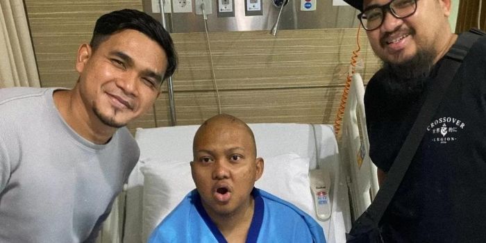 Komedian Priya Prayogha Pratama atau yang akrab disapa Babe Cabita (tengah) dikabarkan meninggal dunia, Selasa (9/4/2024).