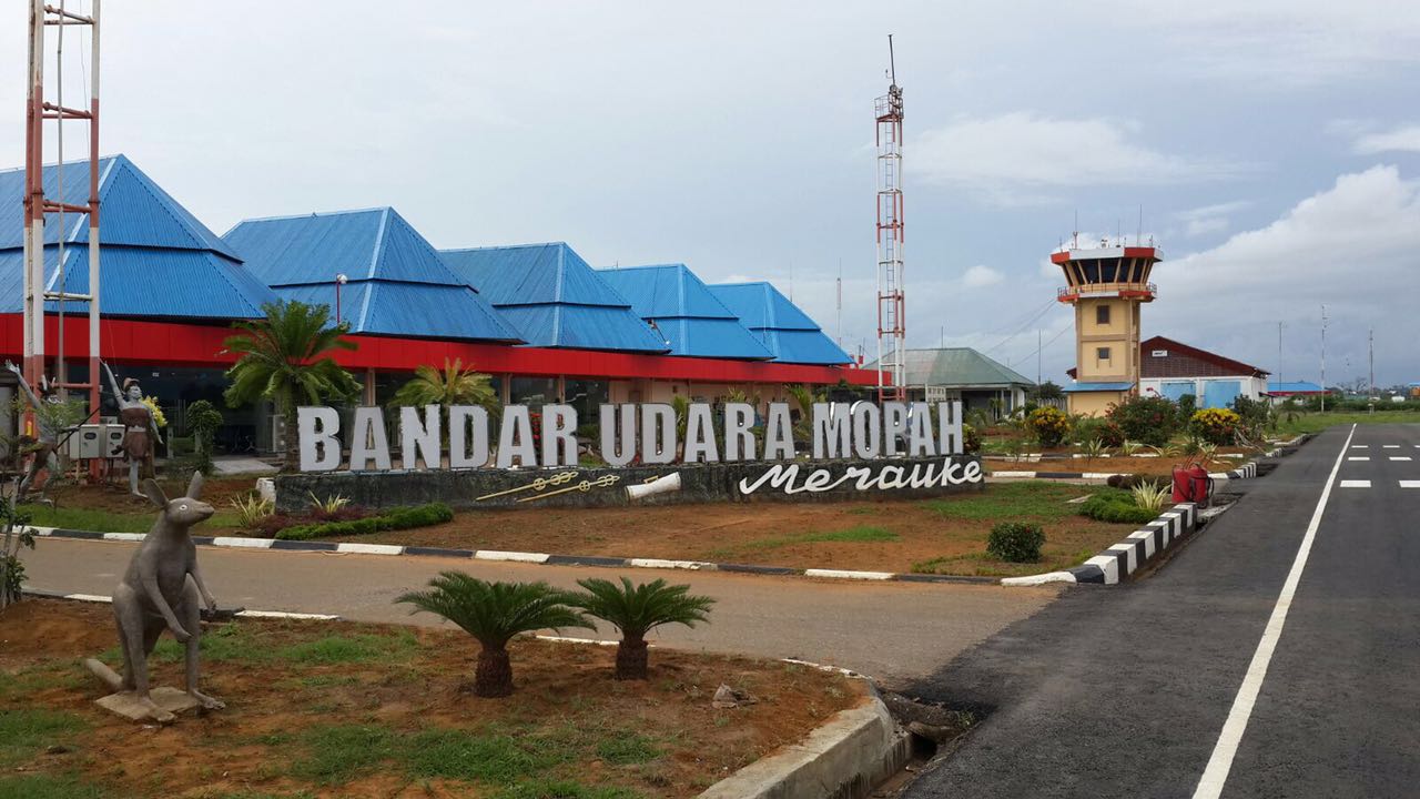 Bandara Mopah Merauke dicabut status internasionalnya oleh Menhub Budi Karya Sumadi per 2 April 2024 yang lalu.