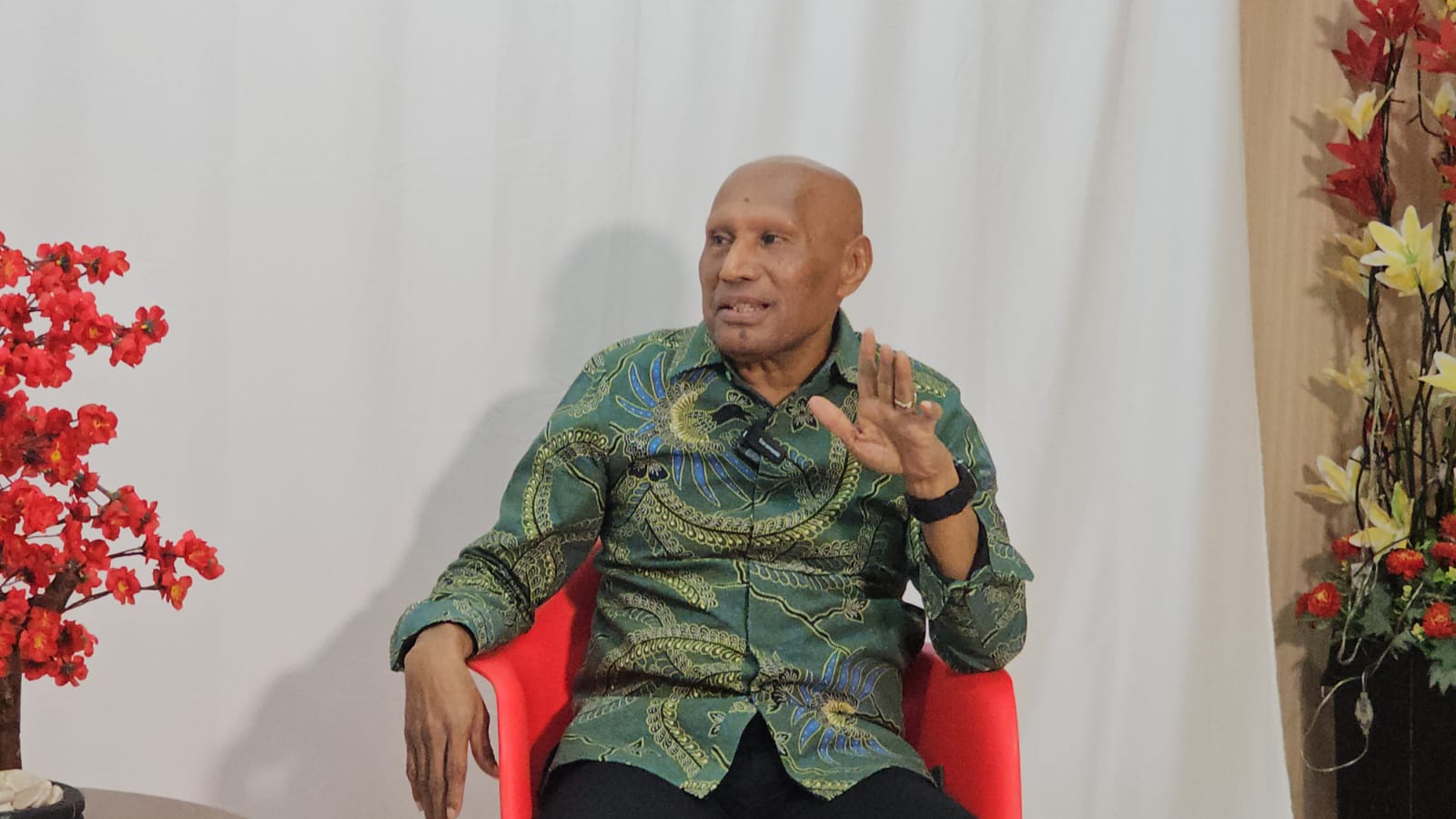 Bakal Calon Gubernur Papua, Benhur Tomi Mano.