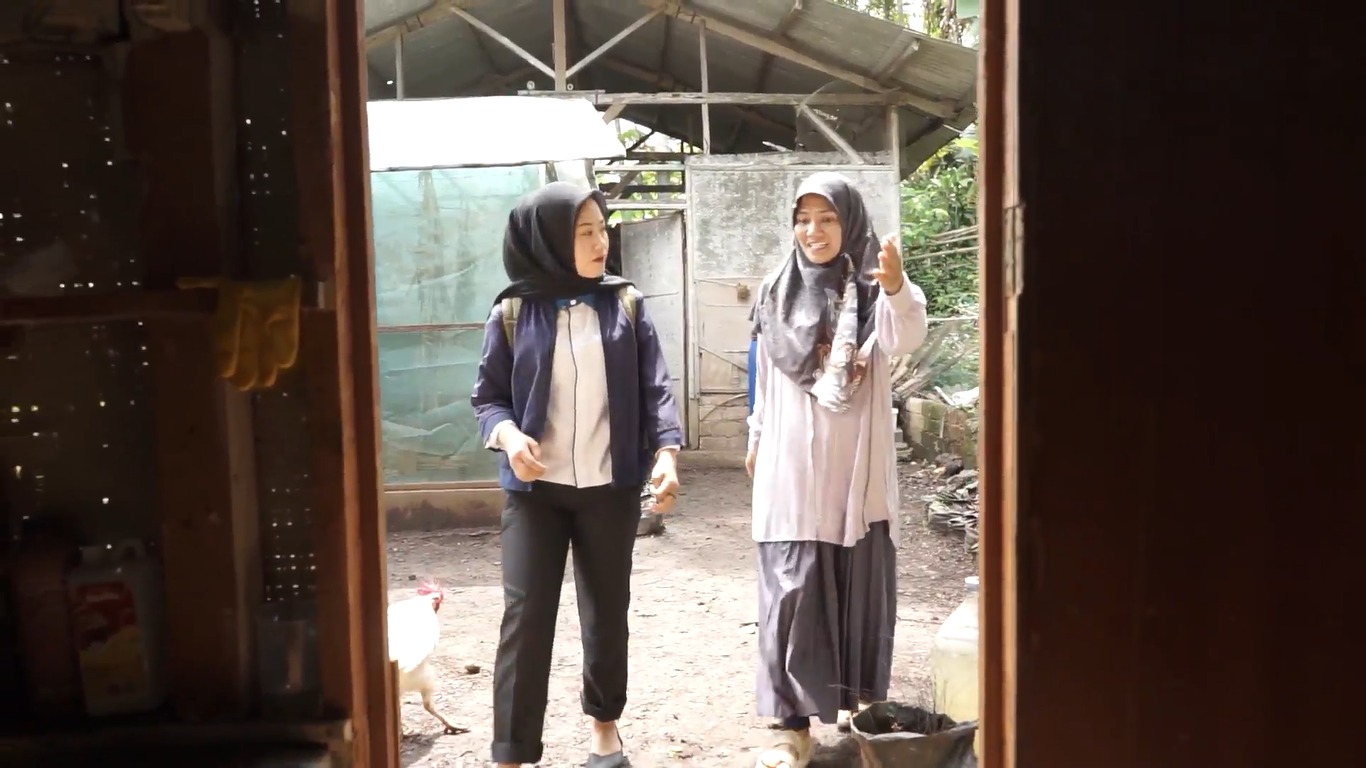 Kisah AO PNM Bantu Selamatkan Lingkungan Lewat Pelatihan Mengelola Sampah di Padalarang