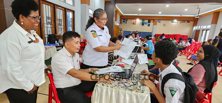 PPDB di SMAN 4 Jayapura, Rabu (19/6/2024)