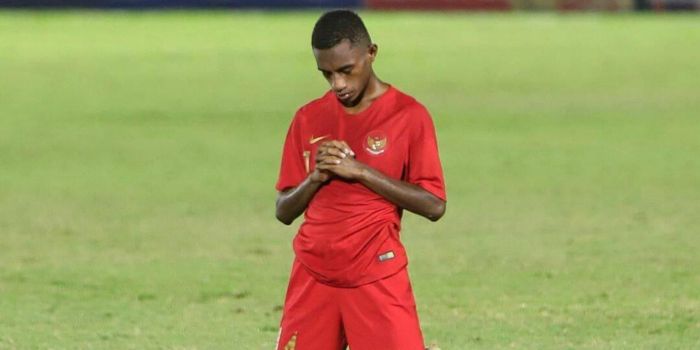 Alexander Felix Kamuru saat berseragam Timnas Indonesia.