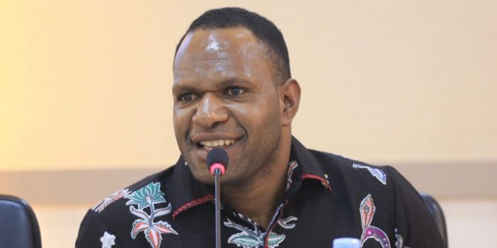 Anggota DPD RI, Matias Heluka, meminta pemerintah pusat dan pemerintah daerah percepat rekrutmen Dewan Perwakilan Rakyat (DPR) jalur pengangkatan di enam provinsi di tanah Papua.