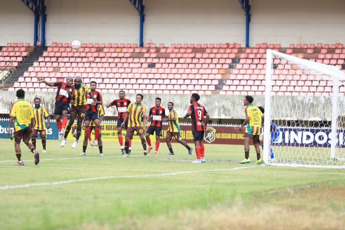 Duel Persipura vs Persewar di Stadion Mandala Jayapura, Sabtu, 4 Januari 2024.