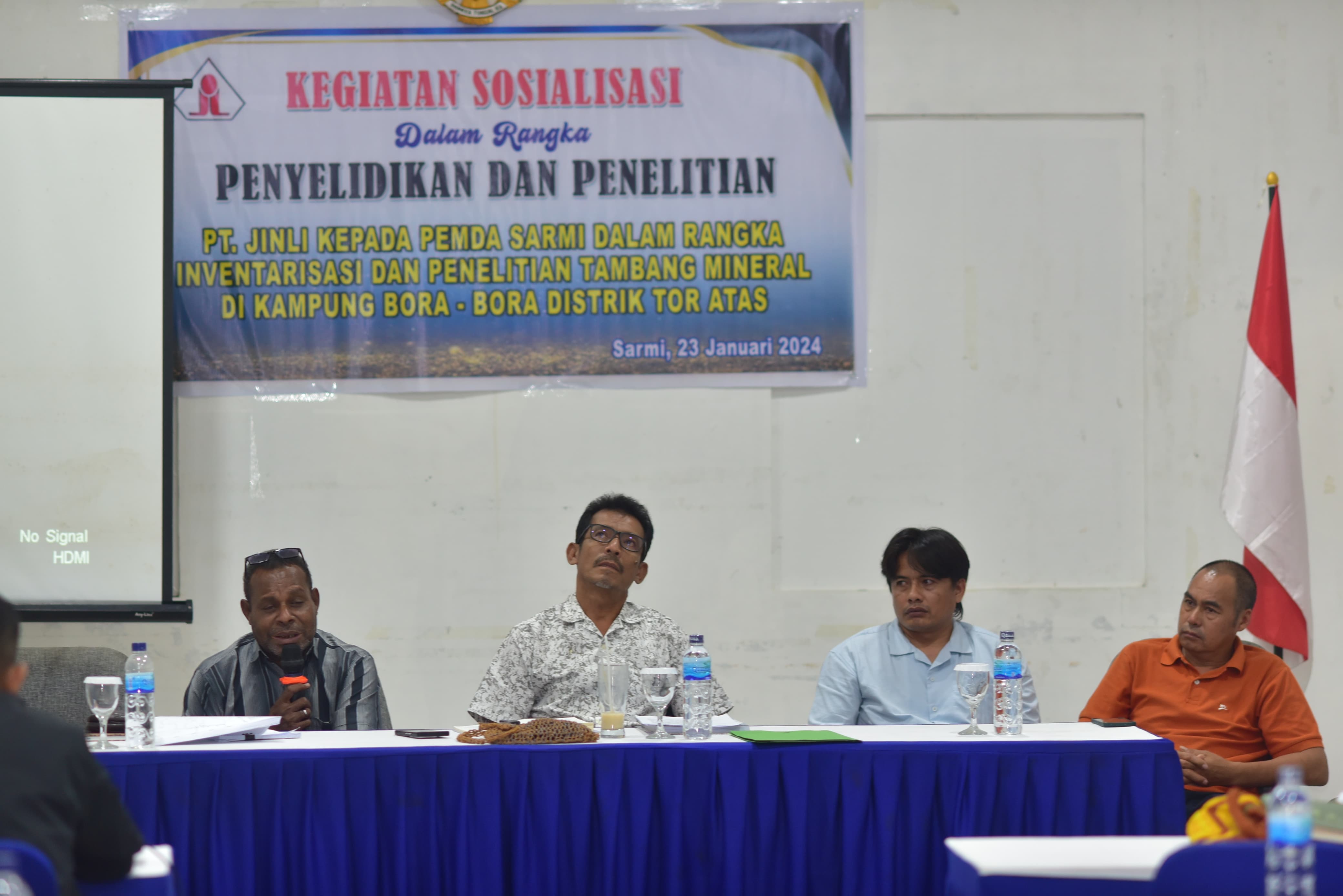 Pj. Bupati Sarmi- Ir.Iman Djuniawal, M.Si menghadiri sosialisi Penyelidikan & Penelitian PT.JINLI&nbsp; kepada Pemda Sarmi dalam rangka inventarisasi dan penelitian tambang mineral di kampung Nora-bora.