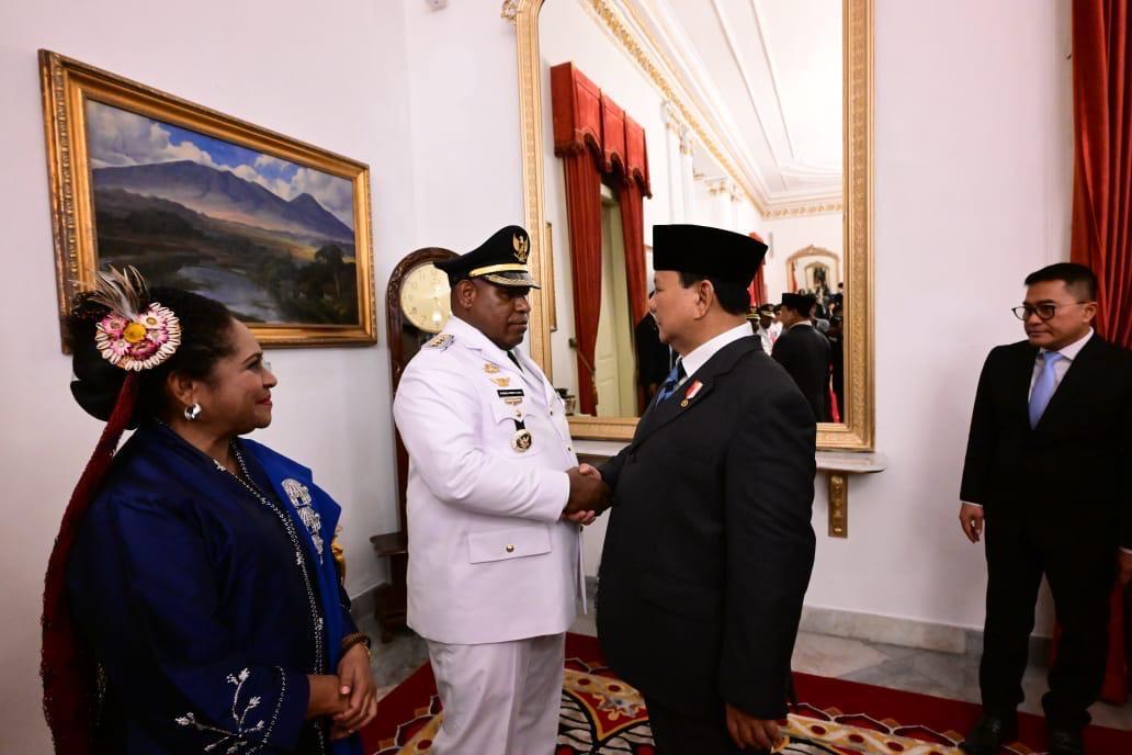 Bupati Jayawijaya Athenius Murib, SH, MH bertemu dengan Presiden Prabowo Subianto di Istana Negara Jakarta Kamis (20/2/2025). Foto Istimewa