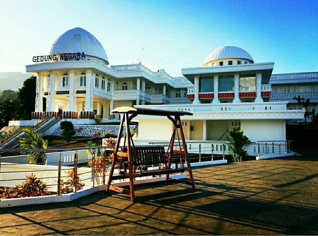Gedung Negara, rumah jabatan Gubernur Papua di Dok 5 Atas Jayapura.