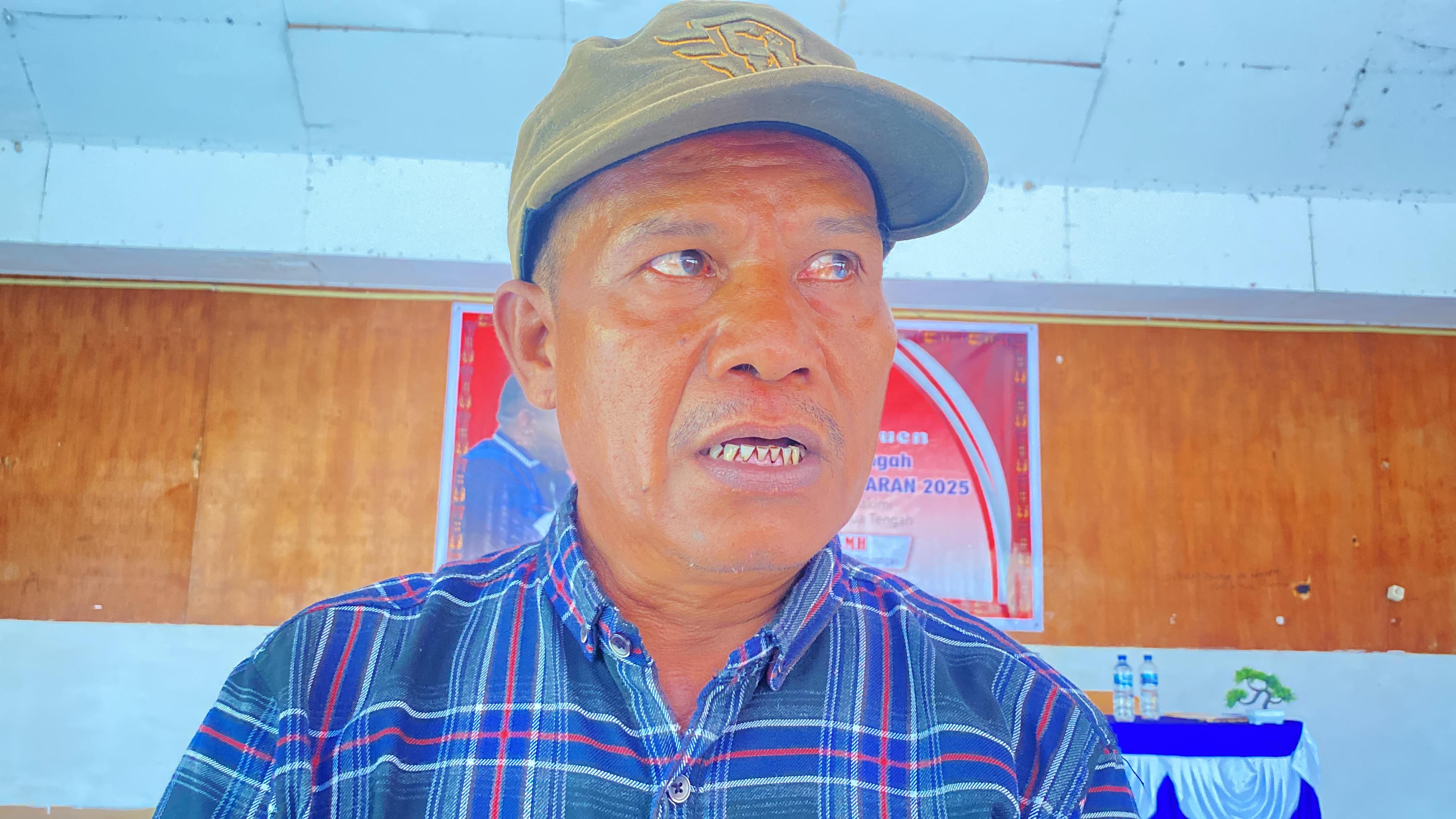 Kepala Distrik Makimi, Wendelinus Bere (CEPOSONLINE.COM/THERESIA F. TEKEGE)