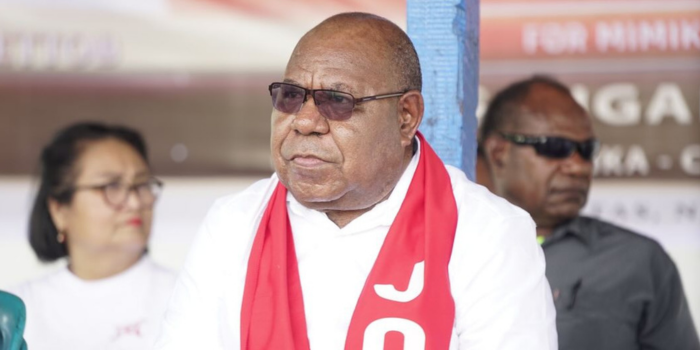 Wakil Bupati Mimika, Emanuel Kemong.