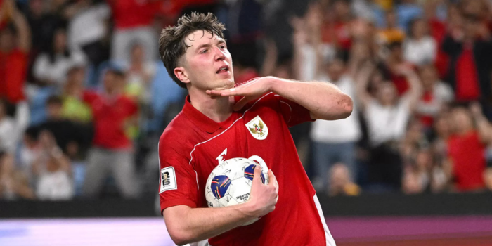 Selebrasi penyerang Timnas Indonesia Ole Romeny. (AFP/ SAEED KHAN via Jawa Pos)