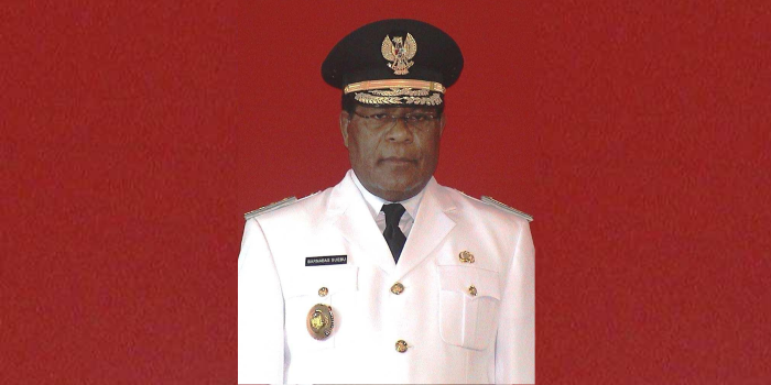 Barnabas Suebu saat masih menjabat Gubernur Papua.