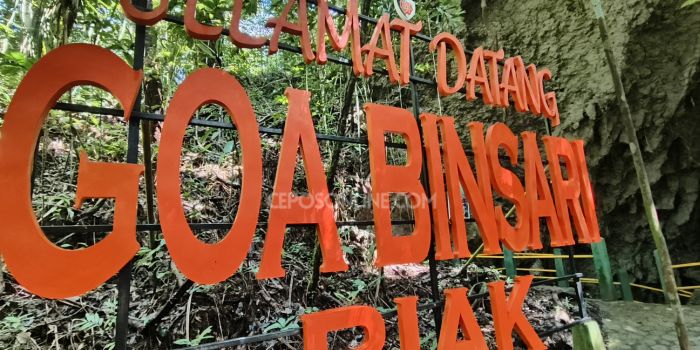 Gua Binsari yang akrab dikenal Gua Jepang di Biak Numfor