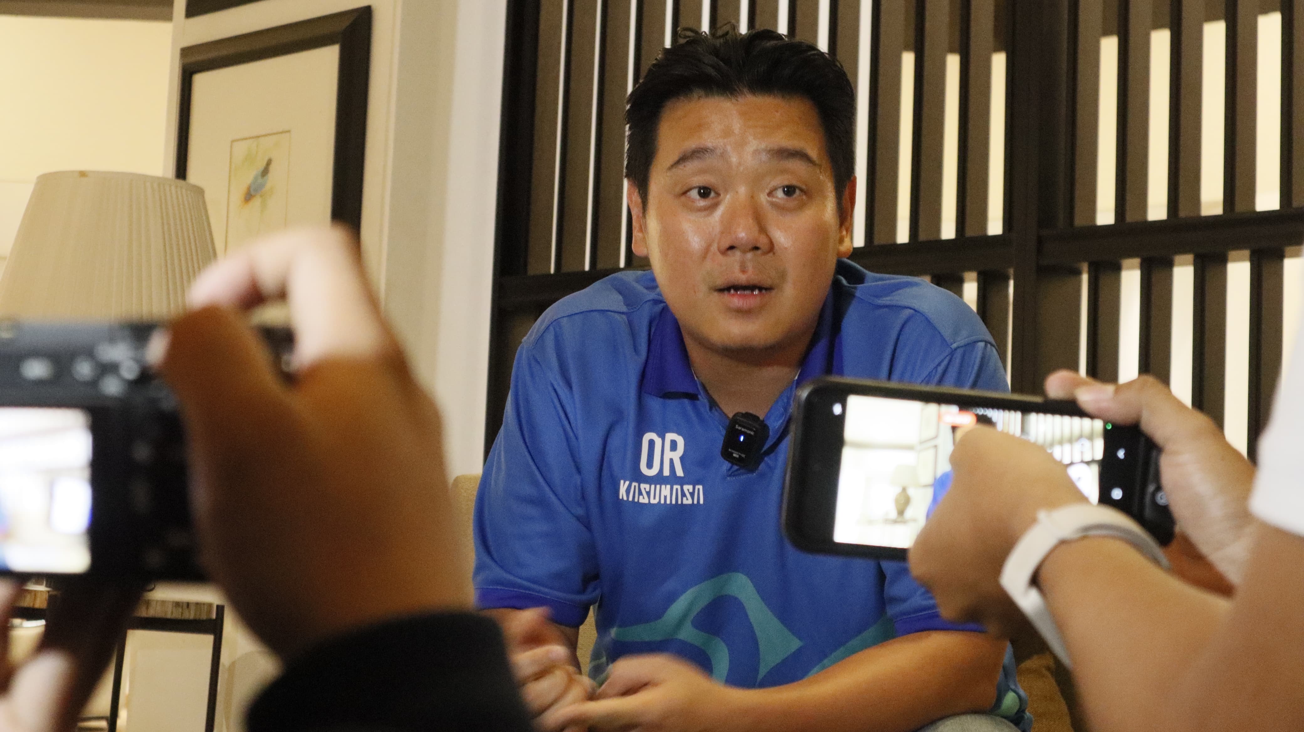 Owner PSBS Biak, Owen Rahadiyan, saat diwawancara pada Minggu 18 Mei 2025.