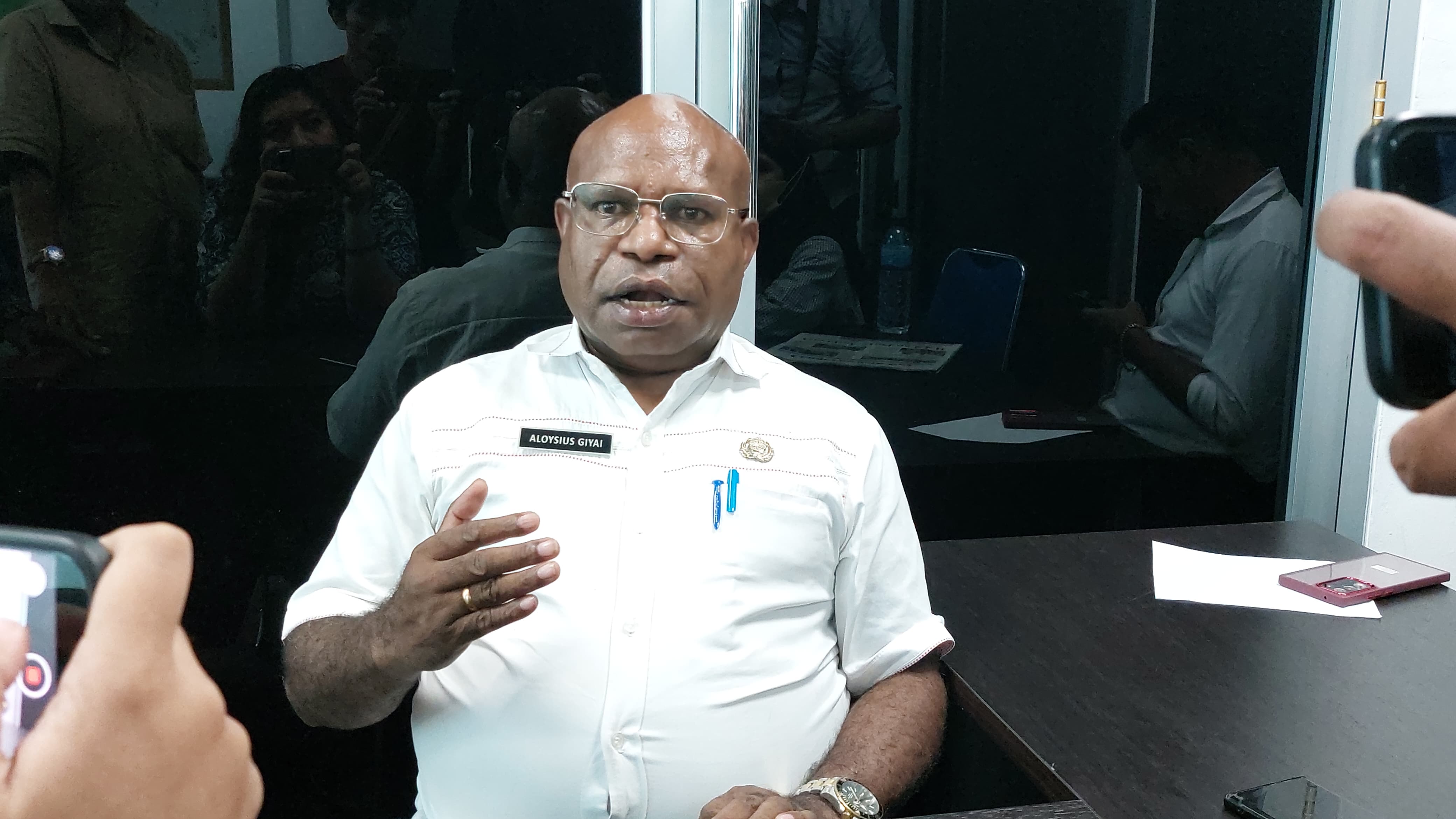 Kepala Suku Besar Papua Pegunungan, Aloysius Giyai. (CEPOSONLINE.COM/HANS PALEN)