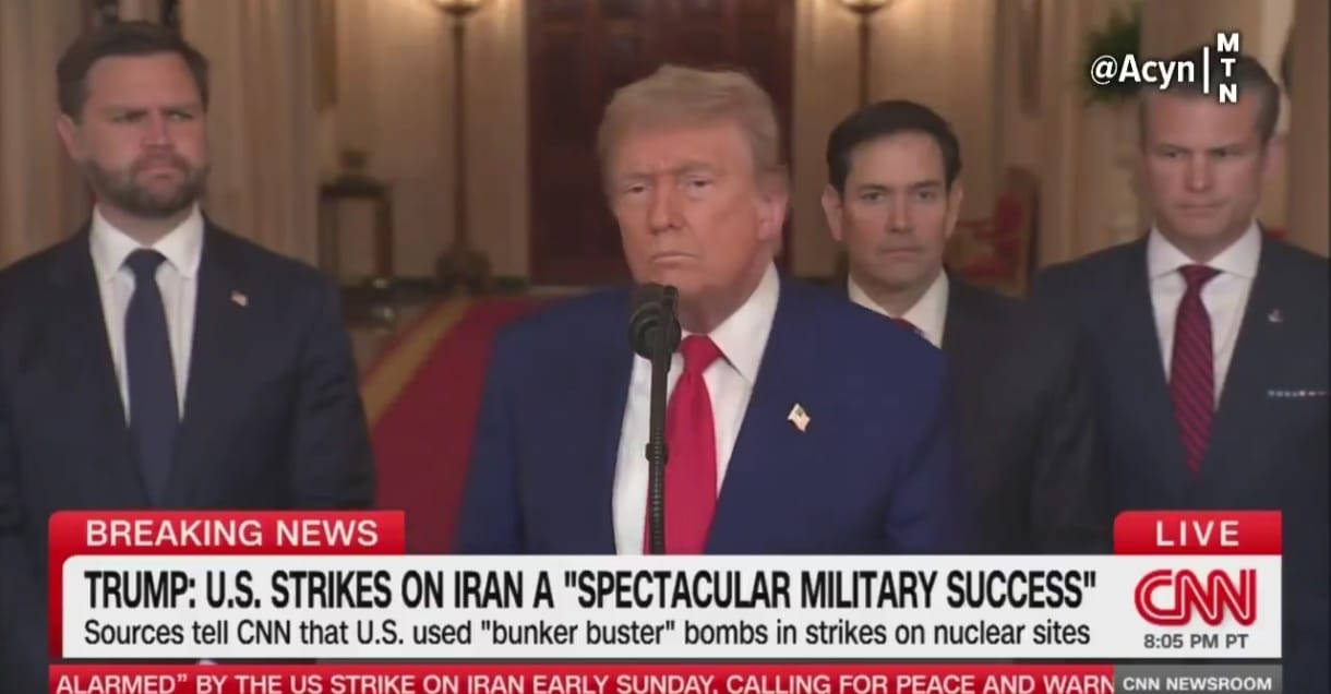 Presiden AS Donald Trump mengumumkan bahwa pihaknya berhasil melancarkan serangan terhadap tiga fasilitas nuklir utama Iran, yaitu Fordow, Natanz, dan Esfahan, Minggu (22/6/2025). (Istimewa)