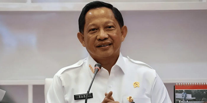 Menteri Dalam Negeri, Tito Karnavian.