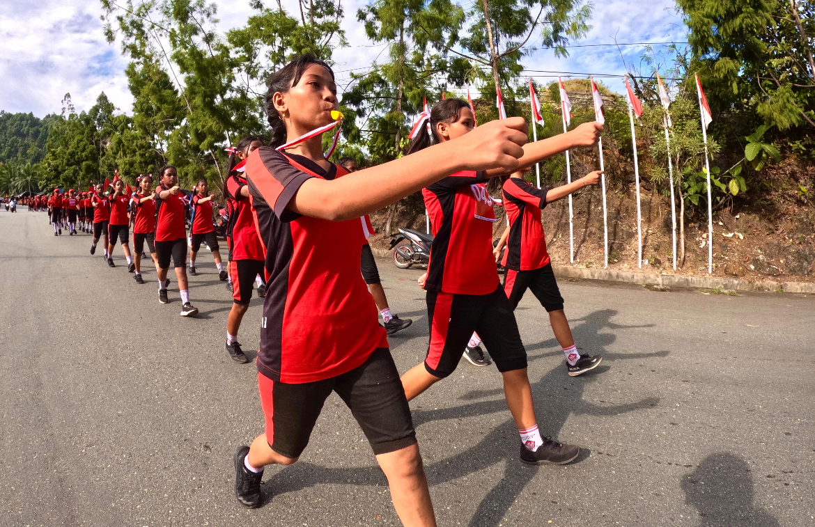 Peserta gerak jalan Pemkot Jayapura.