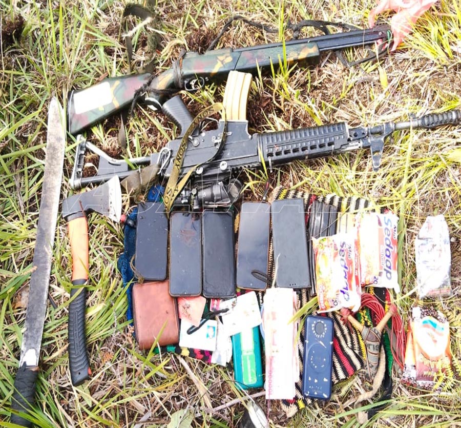 Tiga Anggota OPM Ditembak Mati di Sinak Barat, TNI Amankan Sejumlah Barang Bukti.