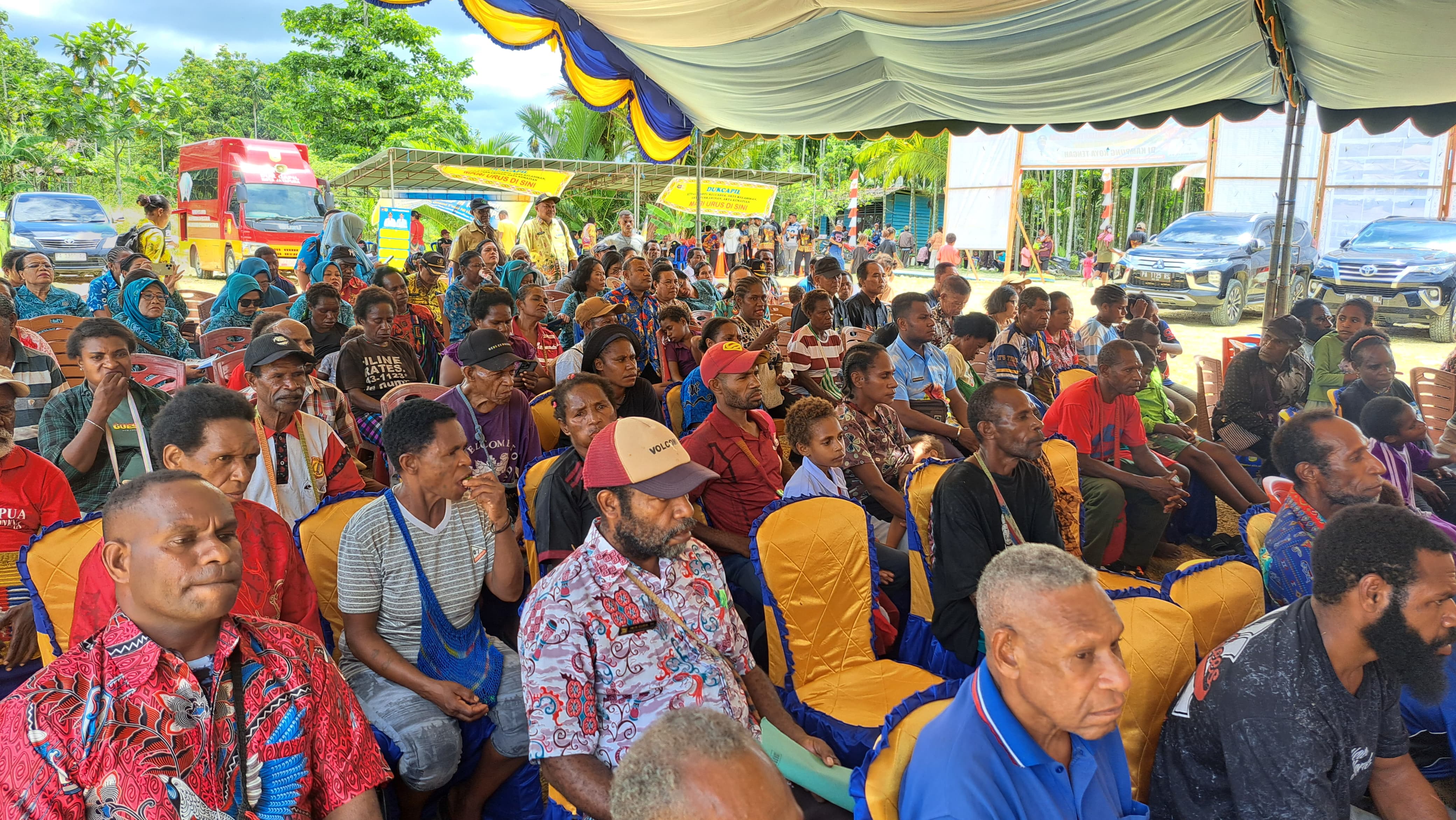 Sejumlah warga mengikuti pelaksanaan Turkam di Kampung Koya Tengah, Kota Jayapura, Kamis (25/9/2025).