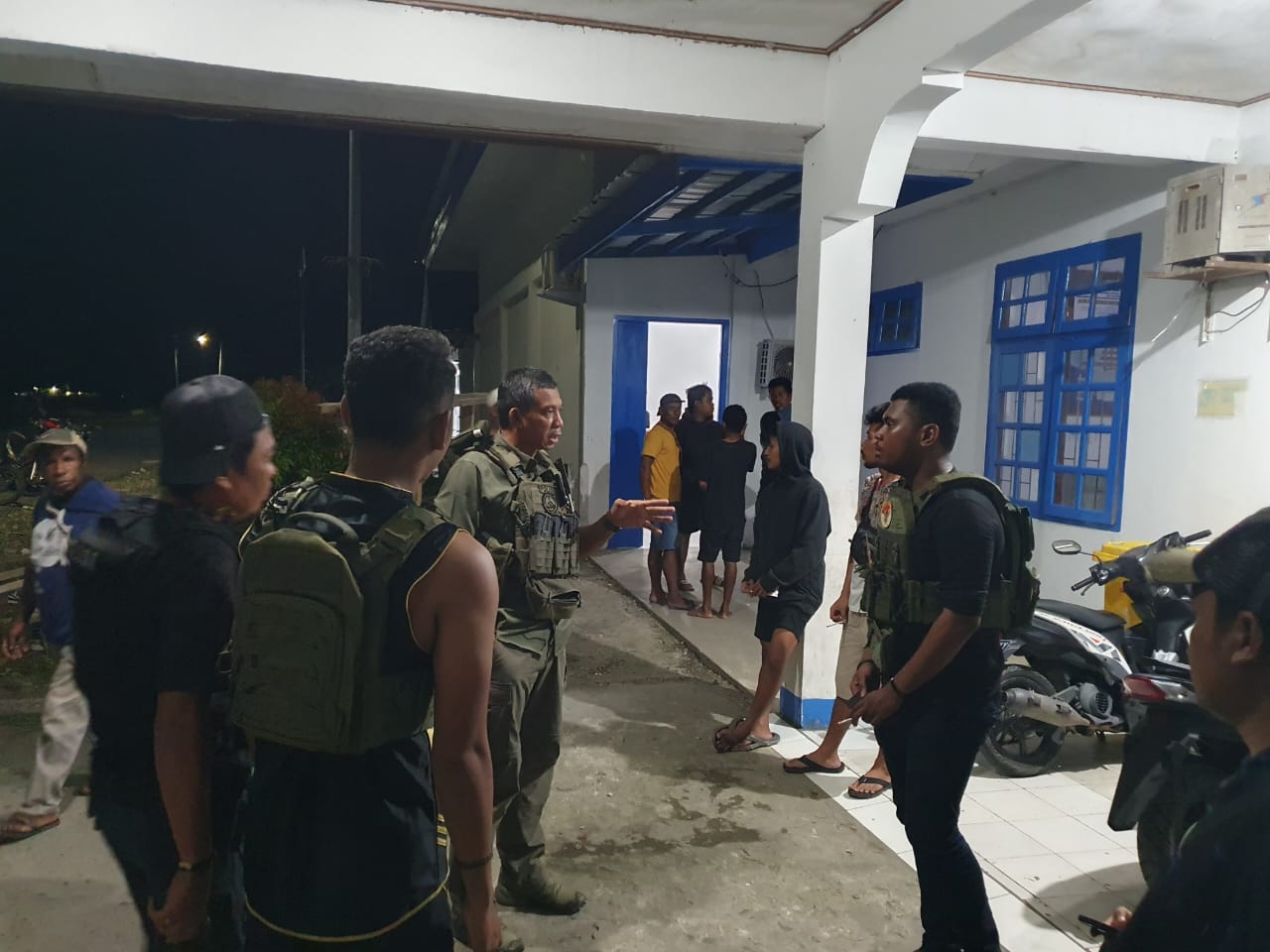 Satgas ODC saat lakukan olah TKP penyerangan warga sipil di Yahukimo, Kamis (30/10/2025). (CEPOSONLINE.COM/Satgas ODC)