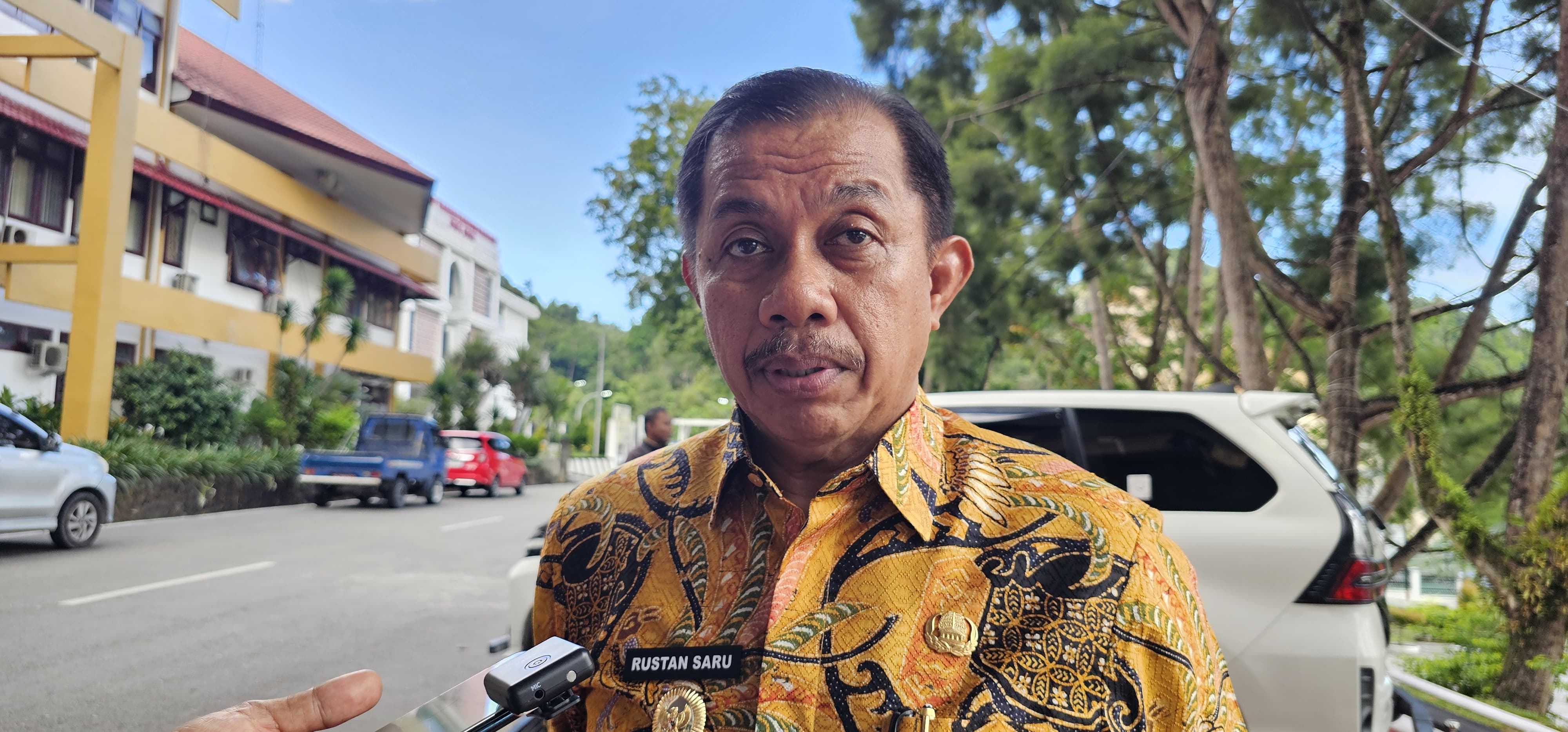 Wakil Wali Kota Jayapura, H.Rustan Saru. (CEPOSONLINE.COM/HANS PALEN)