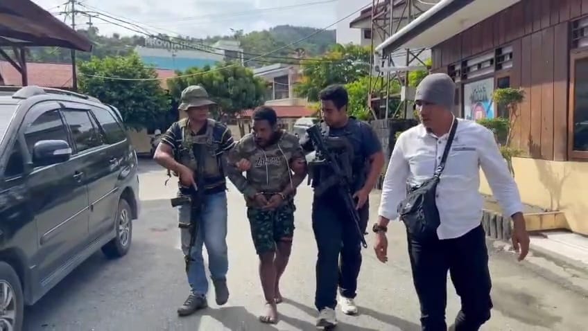 Maam Taplo, Pelaku Pembunuhan Nakes di Kiwirok Tahun 2021 telah ditangkap, Sabtu (22/11/2025) (CEPOSONLINE.COM/KAREL)