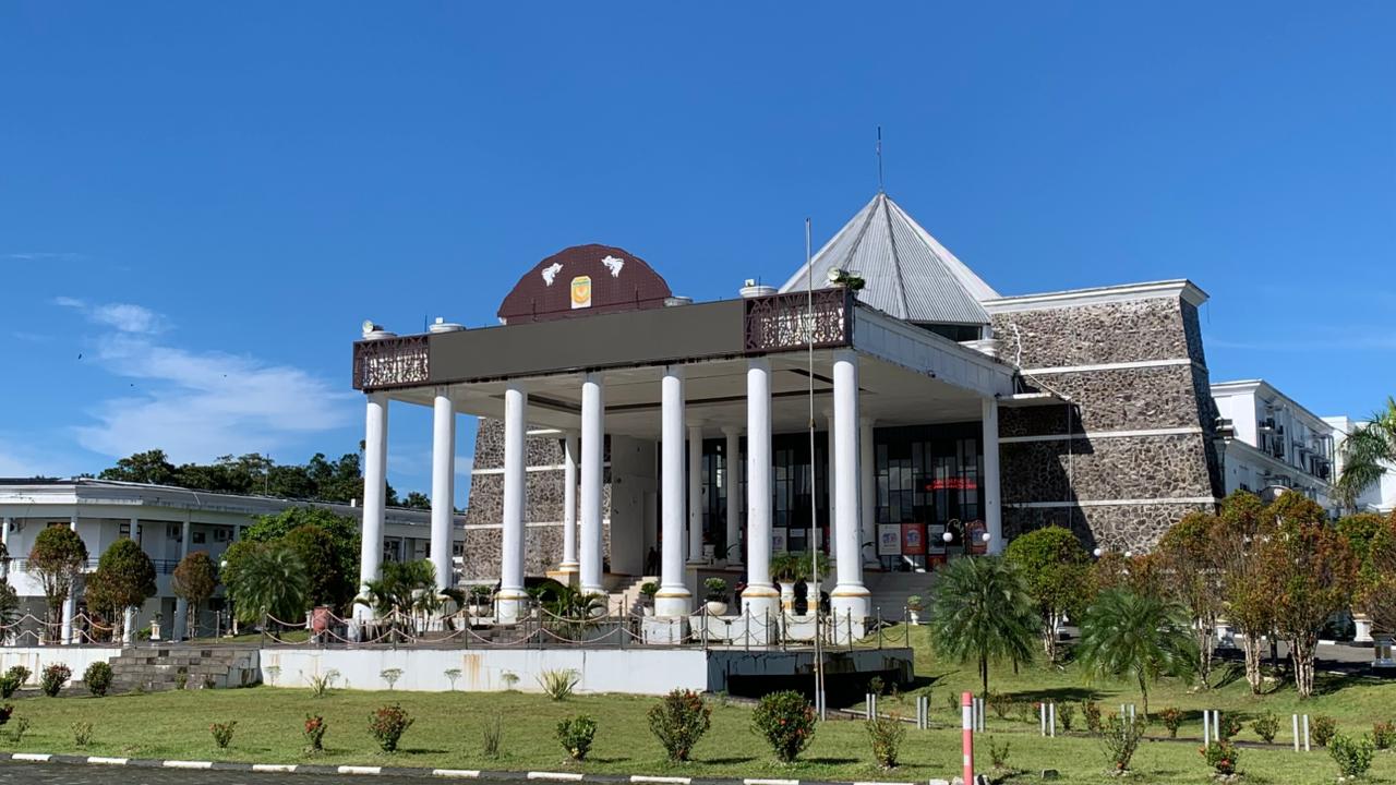Gedung Kantor Puspem Kabupaten Mimika. (Foto: Cenderawasih Pos/Moh. Wahyu Welerubun).