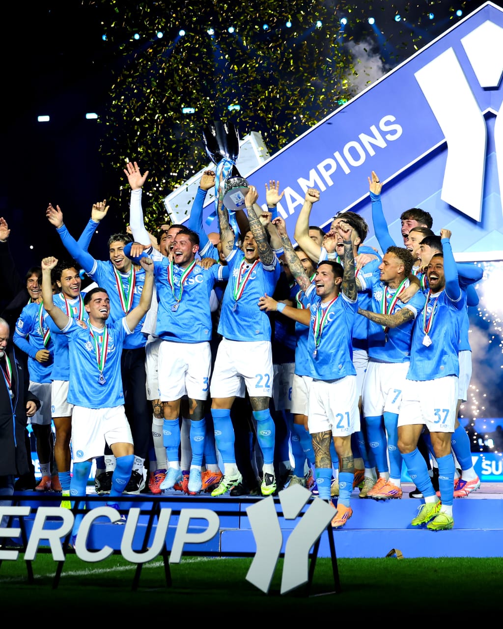 Napoli Juara Piala Super Italia Setelah Hempaskan Bologna 2-0